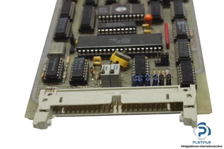 09.85.31_24-circuit-board-(used)-2
