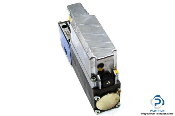 bosch-0-811-404-610-servo-solenoid-valve-with-on-board-electronic-2