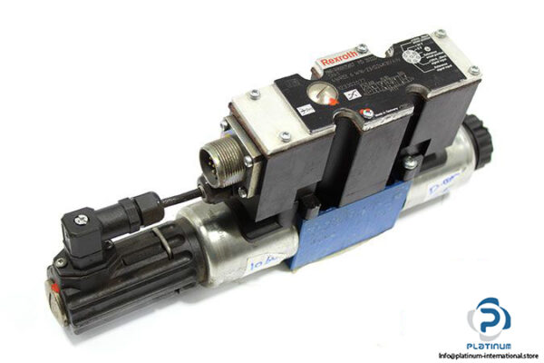 rexroth-r900925657-proportional-directional-control-valve-with-integrated-electronic-2