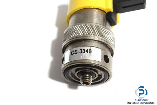 clippard-cs-3346-solenoid-valve-2