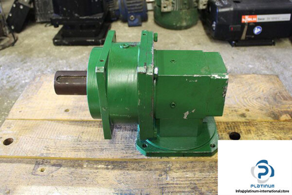 alpha-spk-180-m02-010-a09-hypoid-gearboxe-2