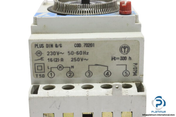 70201-time-switch-(used)-2
