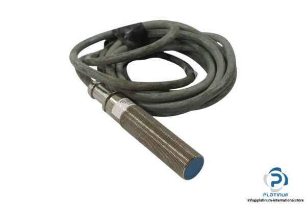 balluff-BES-516-420-AO-X-inductive-sensor-(used)