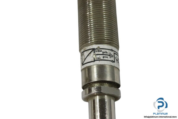 balluff-BES-516-420-AO-X-inductive-sensor-(used)-1