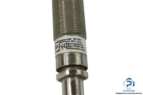 balluff-BES-516-420-AO-X-inductive-sensor-(used)-2