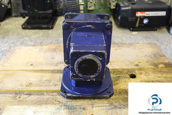 alpha-spk-180-m02-010-11-hypoid-gearboxe-3