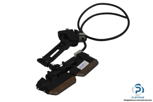 2511672_00-collector-carbon-brush-(new)