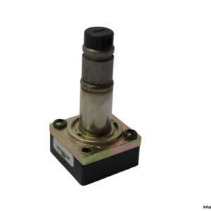 norgren-V05X486M-B6-2598-direct-solenoid-actuated-poppet-valve-(New)