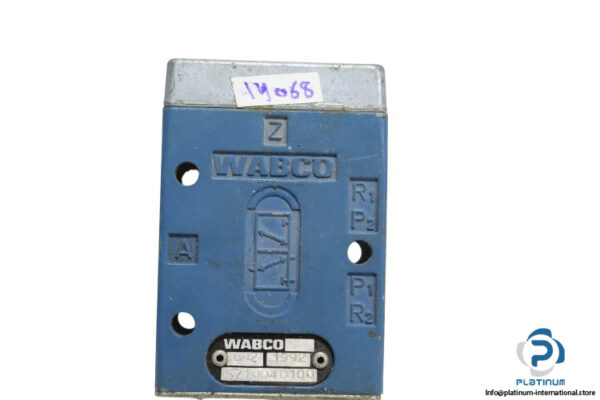 Wabco-5710040100-air-pilot-valve(used)-1
