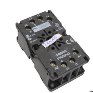 omron-PF083A-D-socket-(used)