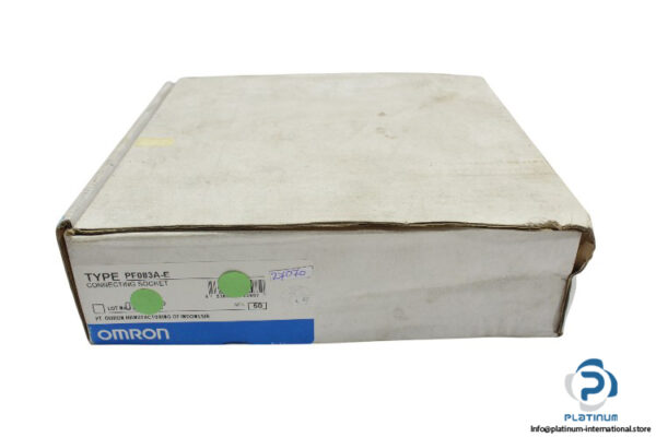 omron-PF083A-E-connecting-socket-(new)-3