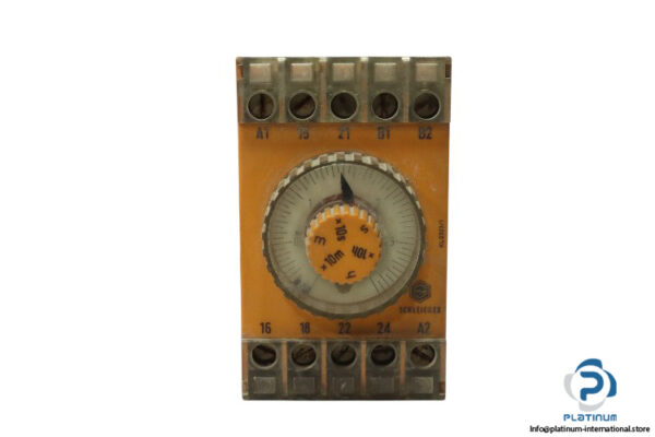 schleicher-SZB-521-timer-relay-(used)-1