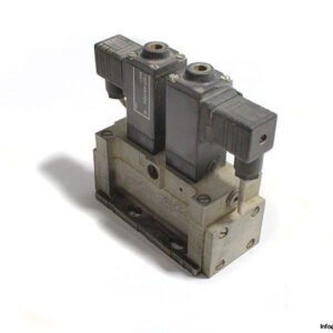 Bosch-0-820-008-113-solenoid-valve