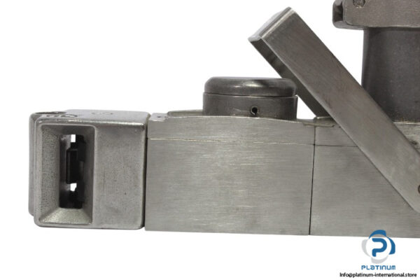 fortress-EXPHLISSGEEKLTAT401-interlock-system-(new)-3