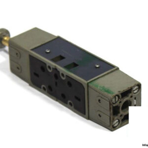 bosch-0-820-014-513-single-solenoid-valve-1