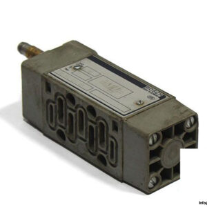 bosch-0-820-024-101-single-solenoid-valve-1