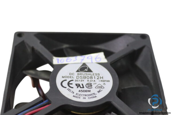delta-electronics-DSB0812H-axial-fan-used-1