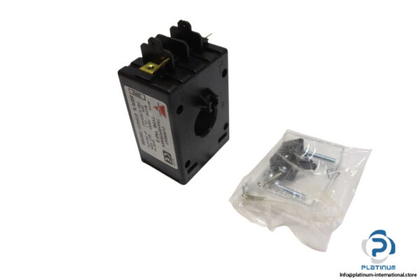 carlo-gavazzi-TAD-2-100_5-A-current-transformer-(new)