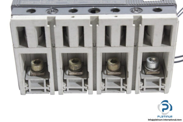 abb-TMAX-T2N-160-circuit-breaker-(used)-2