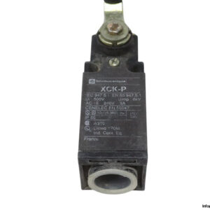telemecanique-XCK-P118-limit-switch-(used)-1