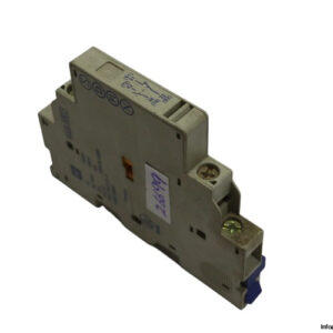 telemecanique-GV2-AN11-motor-circuit-breaker-(used)