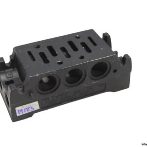 pneumax-1101.00-pneumatic-control-valve-base-(used)