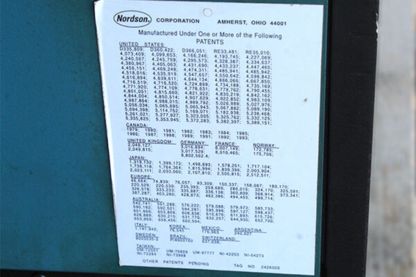nordson-3400V-2EAV2D_R-hot-melt-adhesive-glue-machine-(used)-4