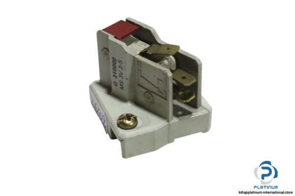 ferraz-MS-3V-2-5-fuse-block-(used)-1