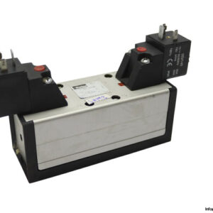 parker-DX2-411-70-solenoid-valve-(used)