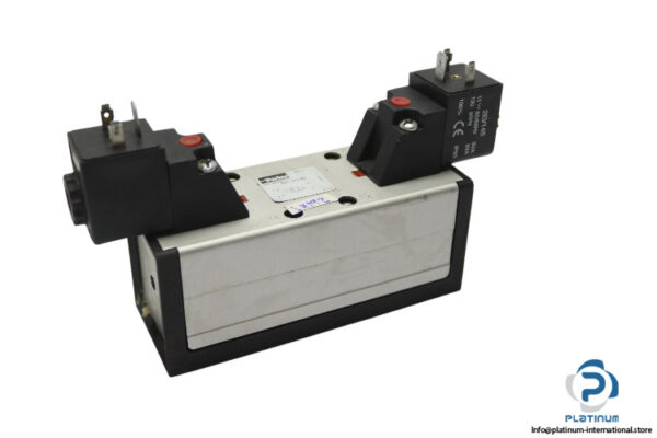 parker-DX2-411-70-solenoid-valve-(used)