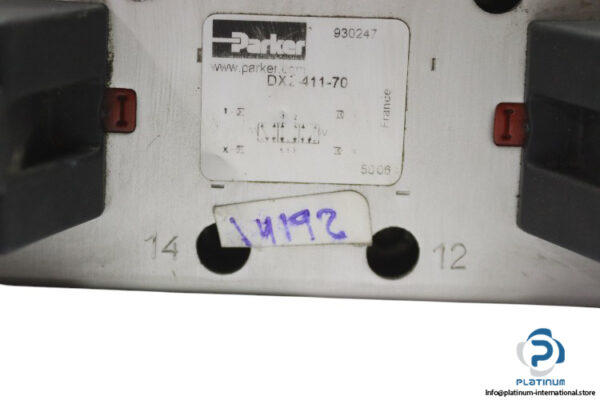parker-DX2-411-70-solenoid-valve-(used)-2