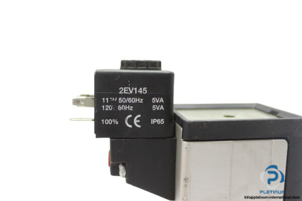 parker-DX2-411-70-solenoid-valve-(used)-3