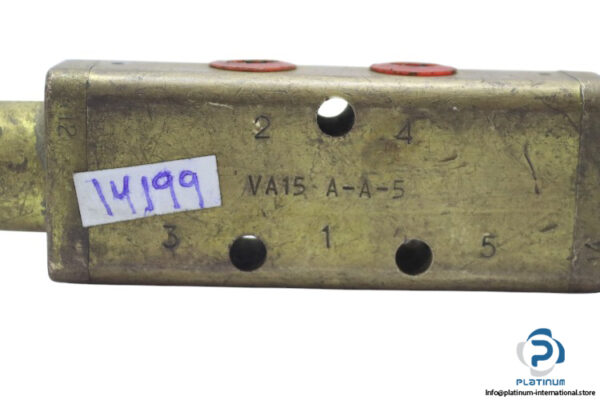 atlas-copco-VA15-A-A-5-directional-control-valve-(used)-1