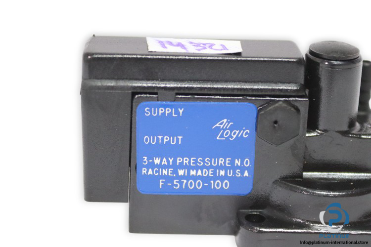 air-logic-F-5700-100-3-way-pressure-piloted-valve-(new)-(carton)-3