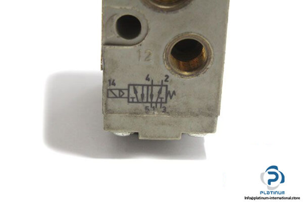 bosch-0-820-023-029-solenoid-valve-3