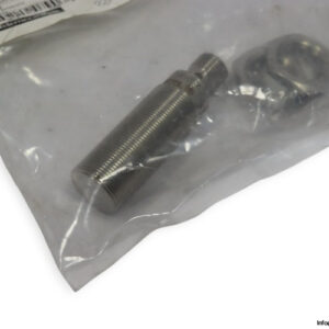 telemecanique-XS918R1PAM12-inductive-proximity-sensor-(new)