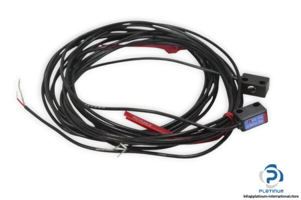keyence-PS-55T_PS-55R-photoelectric-transmitter-and-receiver-sensor-(new)
