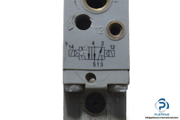 bosch-0-820-022-515-double-solenoid-valve-4