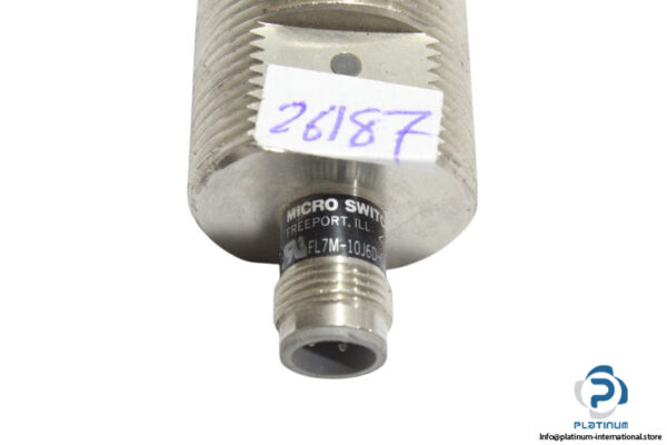 honeywell-FL7M-10J6D-CM-proximity-sensor-(used)-3