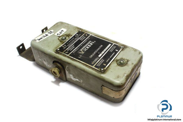 vickers-ST1-02-10 -11-pressure-switch