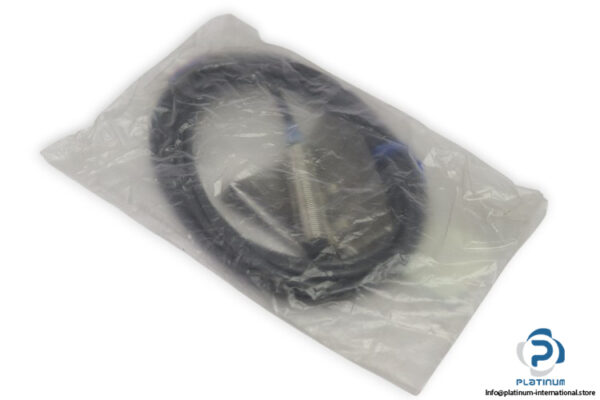 omron-E2A-M12LN08-WP-B1-2M-proximity-switch-sensor-(new)