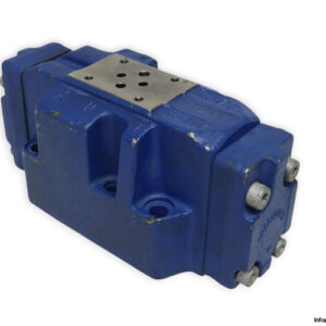 rexroth-R900976076-directional-spool-valve-(used)