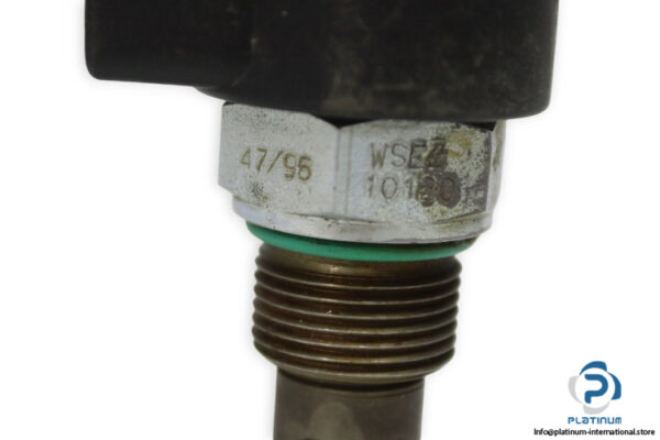 47_96-WSEZ-10120-040-solenoid-directional-valve-(used)-2