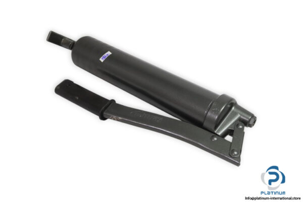 tuv-DIN-1283-grease-gun-new