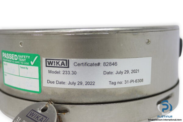 wika-233.30-tube-pressure-gauge-new-1