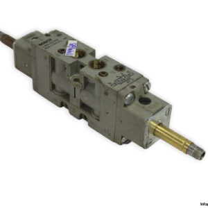 bosch-0-820-022-602-double-solenoid-valve-used