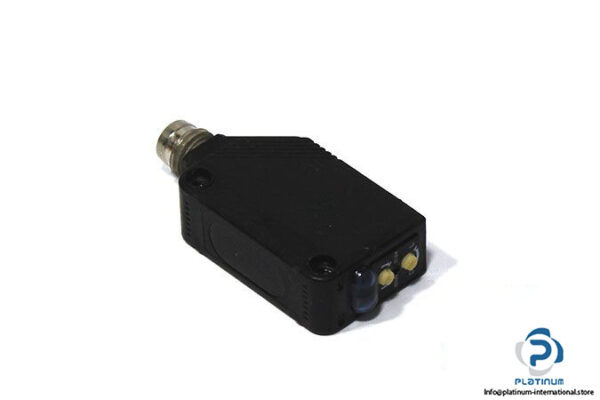 omron-e3z-d87-photoelectric-diffuse-sensor-1