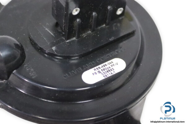 cleveland-controls-RSS-498-344-air-pressure-switch-(new)-1