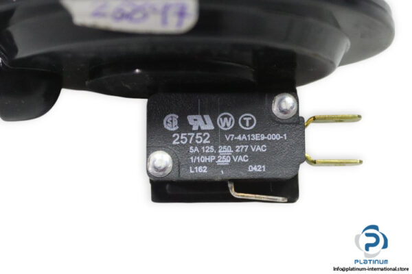 cleveland-controls-RSS-498-344-air-pressure-switch-(new)-3