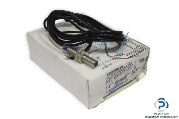 telemecanique-XS1M08MA230-inductive-proximity-sensor-(new)-1